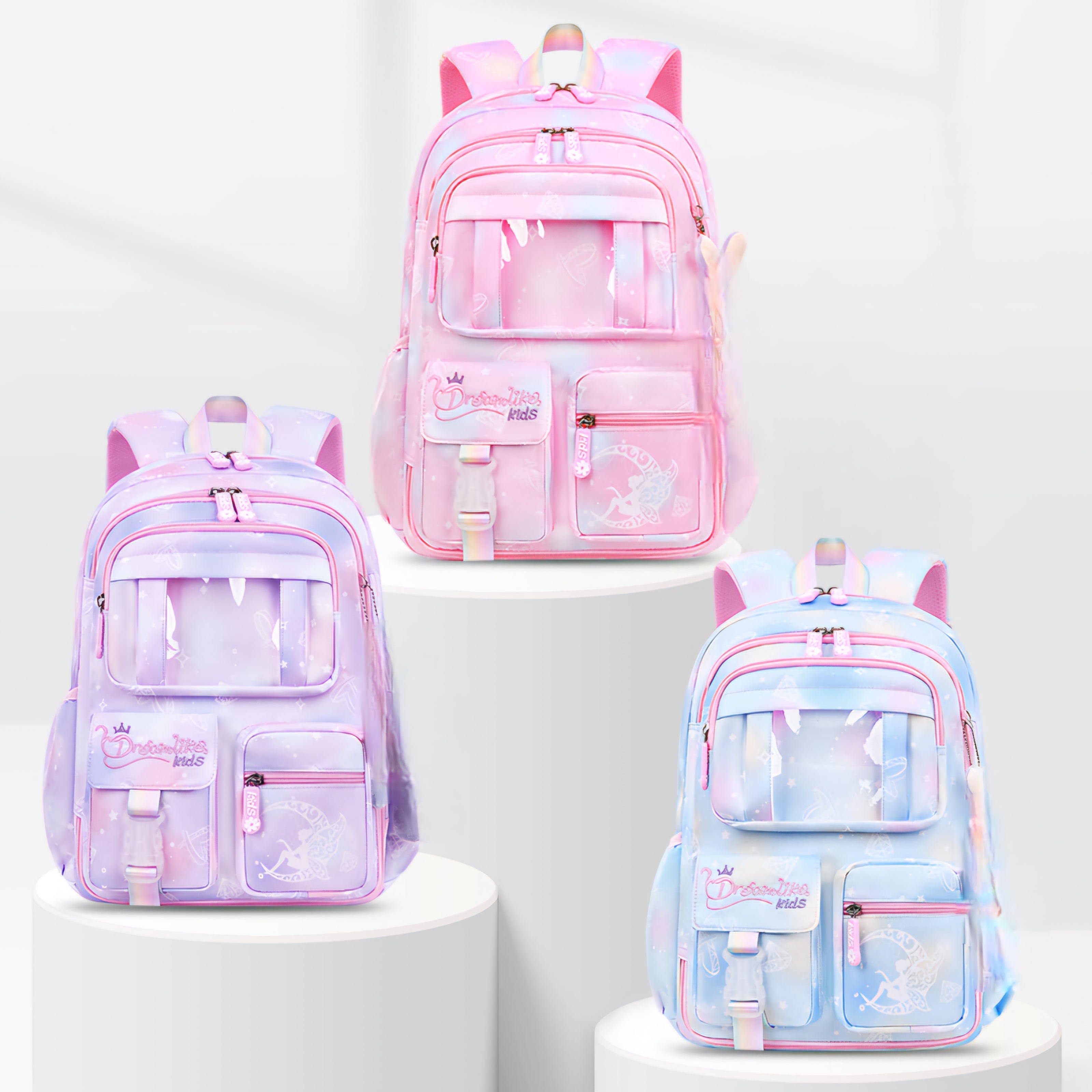 Mochila escolar com estampa de xadrez e bordado delicado