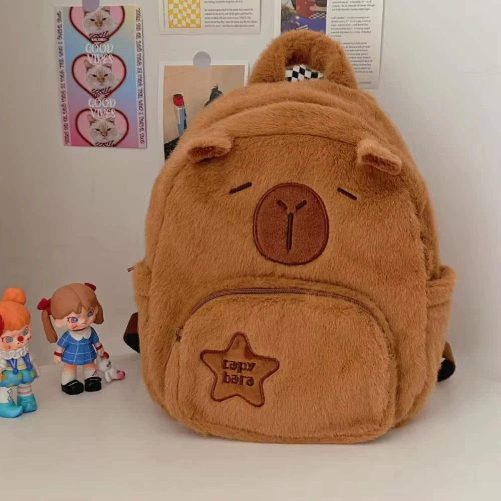 Mochila de pelúcia Capivara para mulheres, versátil, divertida, com estampa de desenho animado